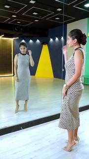 Anushka Sen feet photo thumbnail