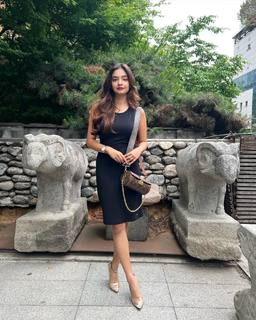 Anushka Sen feet photo thumbnail