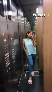 Anushka Sen feet photo thumbnail