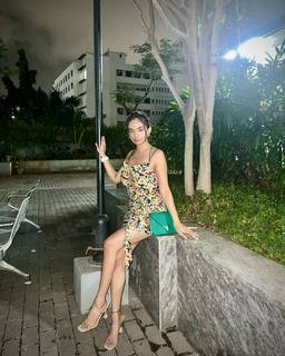 Anushka Sen feet photo thumbnail
