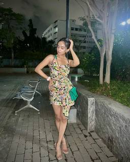 Anushka Sen feet photo thumbnail