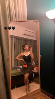 Anushka Sen feet photo thumbnail