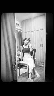 Anushka Sen feet photo thumbnail