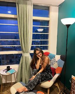 Anushka Sen feet photo thumbnail