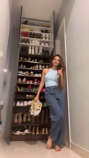 Anushka Sen feet photo thumbnail