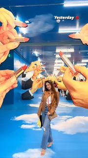 Anushka Sen feet photo thumbnail