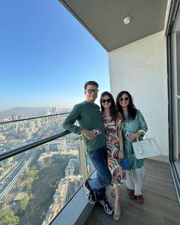 Anushka Sen feet photo thumbnail