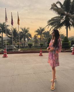 Anushka Sen feet photo thumbnail