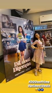 Anushka Sen feet photo thumbnail