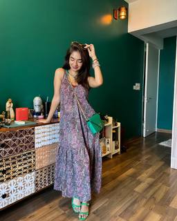Anushka Sen feet photo thumbnail