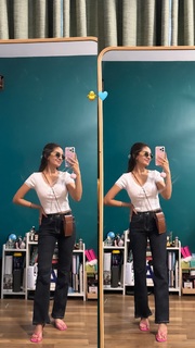 Anushka Sen feet photo thumbnail