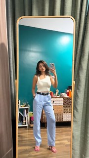 Anushka Sen feet photo thumbnail