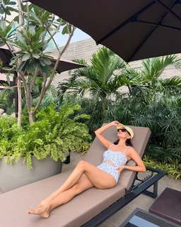 Anushka Sen feet photo thumbnail