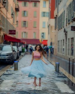 Anushka Sen feet photo thumbnail