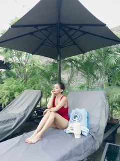 Anushka Sen feet photo thumbnail