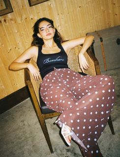 Anushka Sen feet photo 8