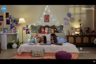 Anushka Sen feet photo 11