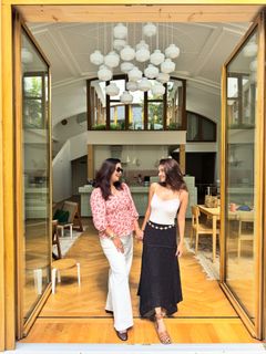 Anushka Sen feet photo 2