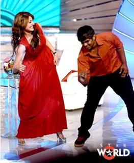 Anushka Sharma feet photo thumbnail