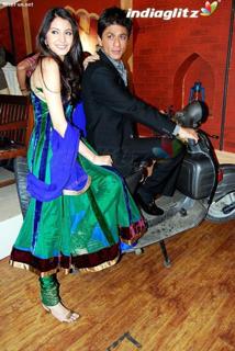 Anushka Sharma feet photo thumbnail