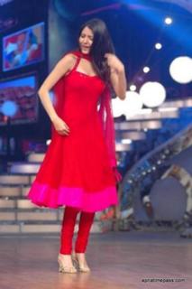 Anushka Sharma feet photo thumbnail