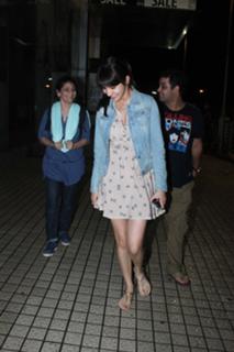Anushka Sharma feet photo thumbnail