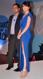 Anushka Sharma feet photo thumbnail