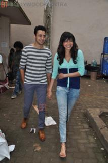 Anushka Sharma feet photo thumbnail