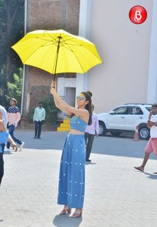 Anushka Sharma feet photo thumbnail