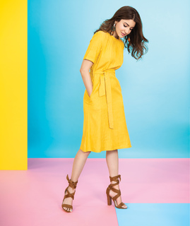 Anushka Sharma feet photo thumbnail