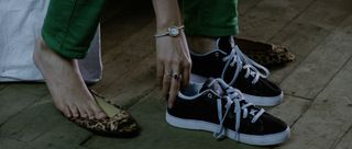 Anushka Sharma feet photo 3