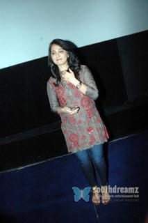 Anushka Shetty feet photo thumbnail
