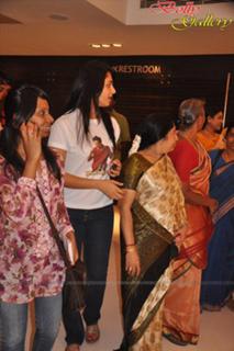Anushka Shetty feet photo thumbnail