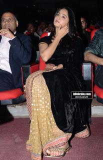 Anushka Shetty feet photo thumbnail