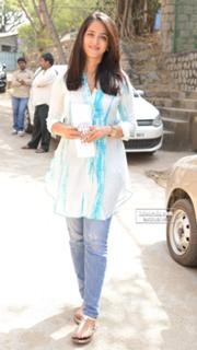 Anushka Shetty feet photo thumbnail