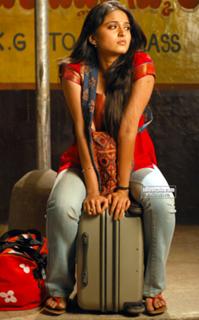Anushka Shetty feet photo thumbnail
