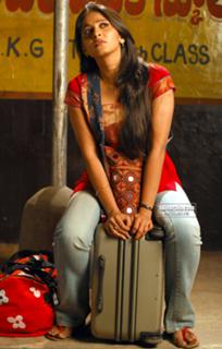 Anushka Shetty feet photo thumbnail