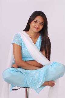 Anushka Shetty feet photo thumbnail