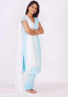 Anushka Shetty feet photo thumbnail