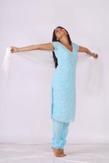 Anushka Shetty feet photo thumbnail