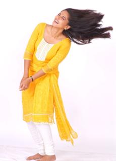Anushka Shetty feet photo thumbnail