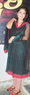 Anushka Shetty feet photo thumbnail