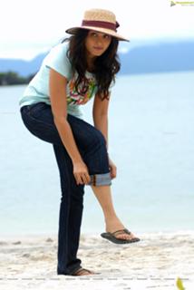 Anushka Shetty feet photo thumbnail