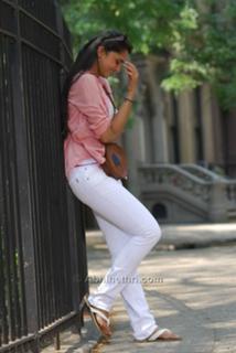 Anushka Shetty feet photo thumbnail