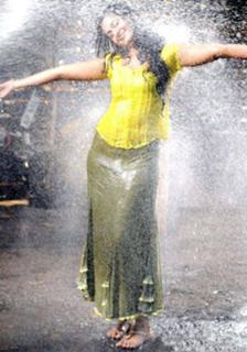 Anushka Shetty feet photo thumbnail
