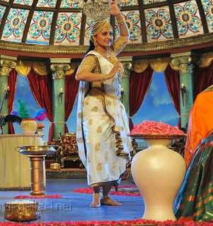 Anushka Shetty feet photo thumbnail