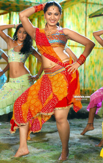 Anushka Shetty feet photo thumbnail