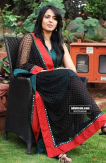 Anushka Shetty feet photo thumbnail