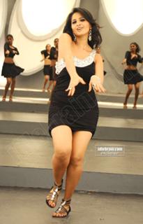 Anushka Shetty feet photo thumbnail