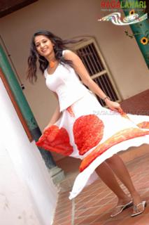 Anushka Shetty feet photo thumbnail
